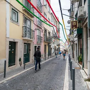 Historical Alfama, Building Top, 5mn To Train And Subway Apartamento