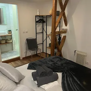 Alfama Authentic Apartamento